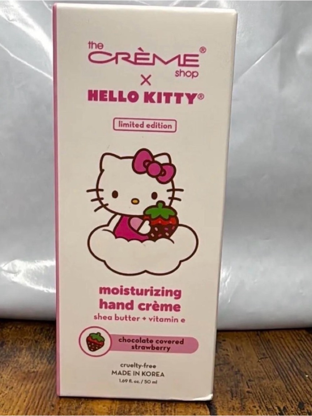 Sanrio Hello Kitty Moisturizing Hand Crème - Pink, White & Brown